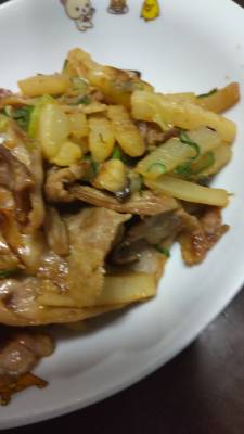 大根と豚バラの甘辛みそ炒め