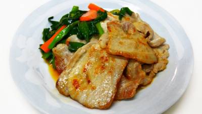 豚肉のたっぷりにら添え