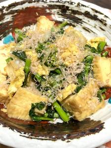 菜の花と厚揚げの炒め物