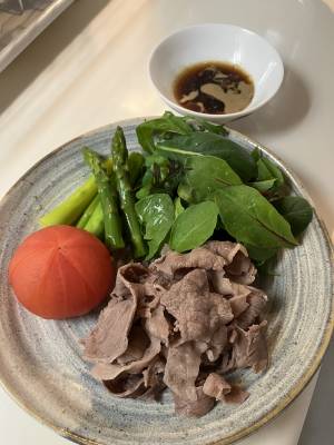 牛しゃぶとクレソンのホットサラダ