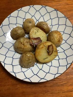 新じゃがの蒸し焼き