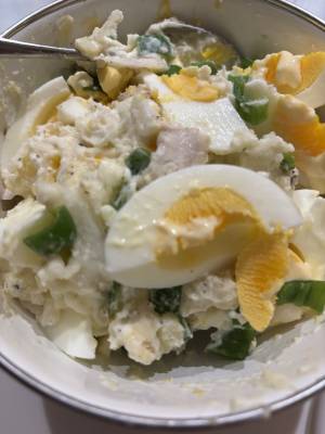 デリ風ハムとチーズ、ゆで卵のポテトサラダ