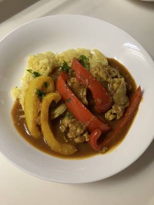 パプリカと豚肉のカレー