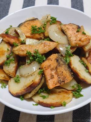 塩ざけのジャーマンポテト風