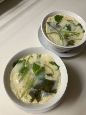 ミニトマトとわかめの茶碗蒸し