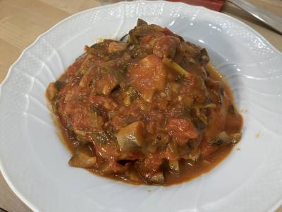 鶏もも肉のトマト煮