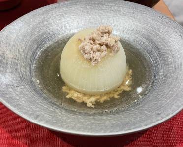 新たまねぎの丸ごと煮