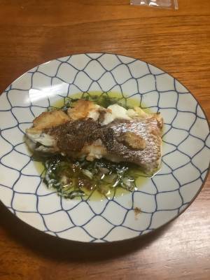 たいのソテー のりしらすソース