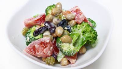 三色豆とブロッコリーのマヨサラダ