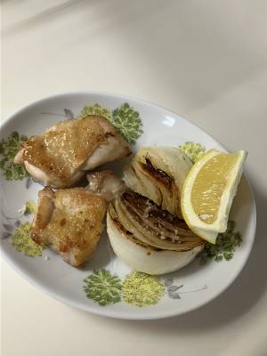 新たまねぎと鶏もも肉のグリル焼き