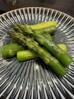 アスパラガスのバター風味