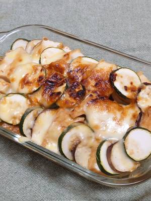 夏野菜と厚揚げのはちみつみそチーズ