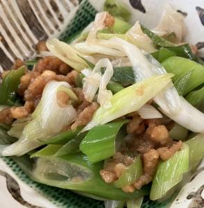 ねぎの揚げ玉炒め