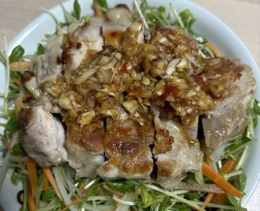 蒸し鶏のパリパリ焼き