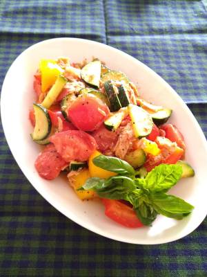 夏野菜のツナ炒め