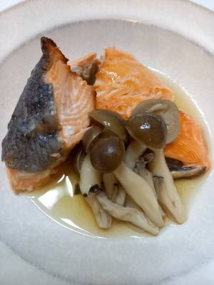 サーモンの焼きびたし