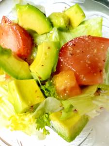 アスパラガスとアボカドのマスタードドレッシングあえ