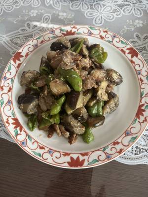 なすと豚肉のしぎ焼き