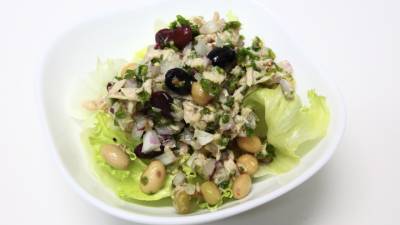 カラフルビーンズサラダ