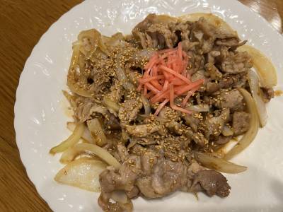 たまねぎと豚こまのわんぱく炒め