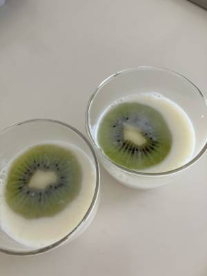 コンデンスミルク寒天 フルーツ入り