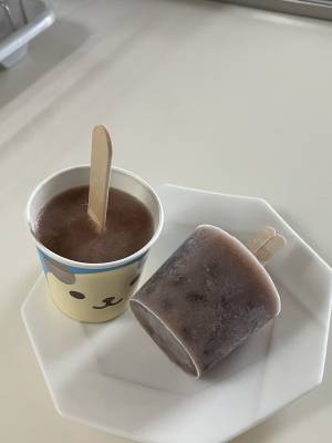 小豆ミルクのアイスキャンデー