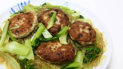 肉だんごの中国風煮物