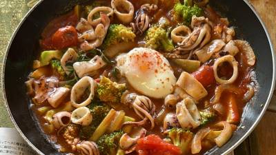 夏野菜といかのスープ仕立て