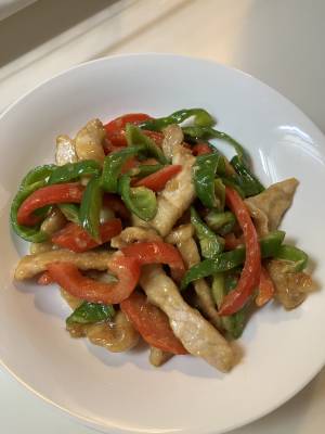 ピーマンと豚肉のにんにくみそ炒め