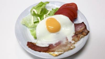 ベーコンエッグ