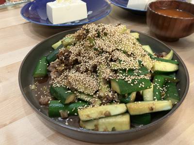 きゅうりと牛肉の韓国風炒め