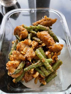 鶏のごまだれ炒め