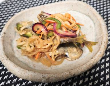 切り干し大根と野菜たっぷりあじの南蛮づけ