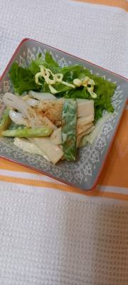 絹さやのサラダ