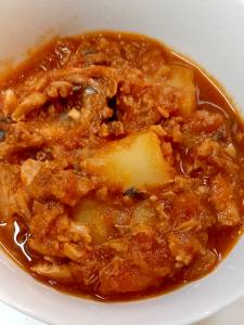さば缶のじゃがいもトマト煮