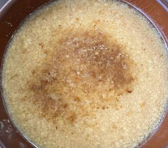 卵とチーズのトマトスープ