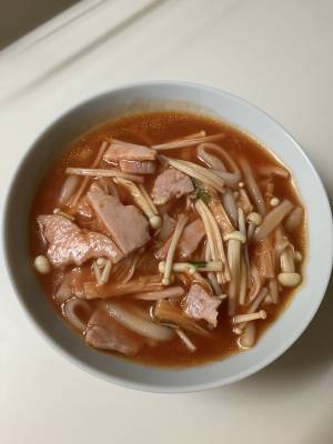 えのきとハムのトマトスープ