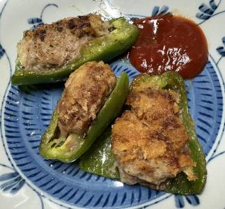 ピーマンの肉詰め