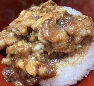 鶏肉のから揚げの卵とじ丼