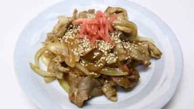 たまねぎと豚こまのわんぱく炒め