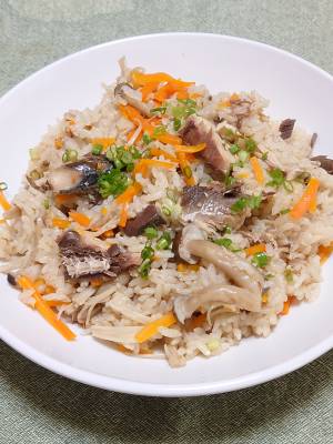 さば缶ときのこの茶めし