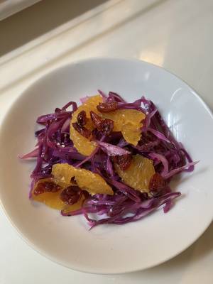 紫キャベツのオレンジ風味サラダ
