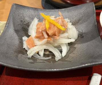 スモークサーモンのゆず釜仕立て