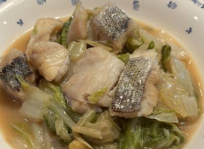 白菜とたらのバターじょうゆ蒸し