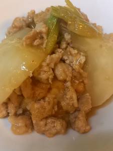 かぶと厚揚げのそぼろ煮