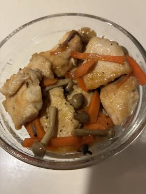 鶏むねとにんじんのオイスター炒め