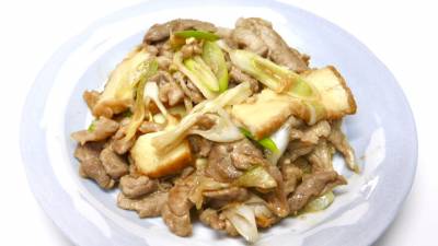 厚揚げと豚肉のしょうゆ炒め