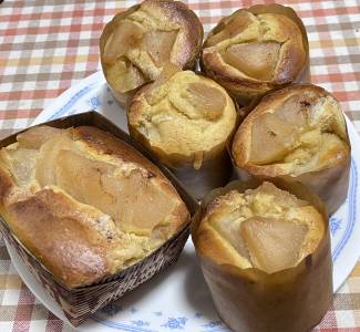 りんごのカップケーキ