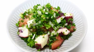 たことトマトのサラダ