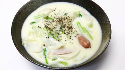 かぶの豆乳シチュー